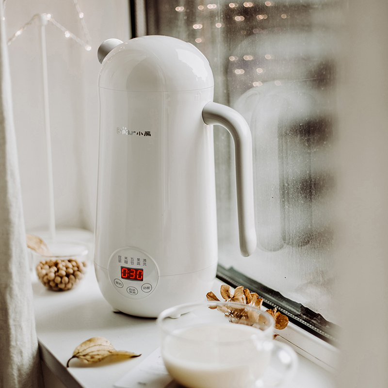 350ml Mini Soy Milk Maker from China manufacturer Bear Electric Appliance