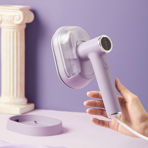 Bear Handhled Garment Steamer