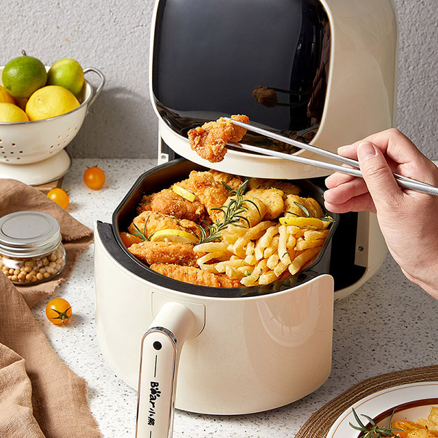 Astronaut Smart Air Fryer with Visible Window